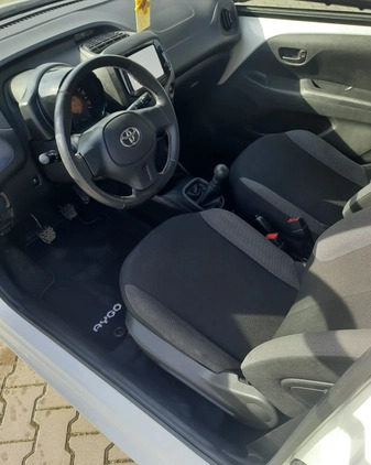 Toyota Aygo cena 26900 przebieg: 75300, rok produkcji 2016 z Wrocław małe 667